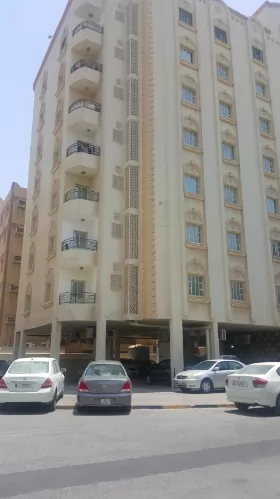 Residential Ready Property 3 Bedrooms S/F Apartment  for sale in Al Sadd , Doha #7613 - 1  image 